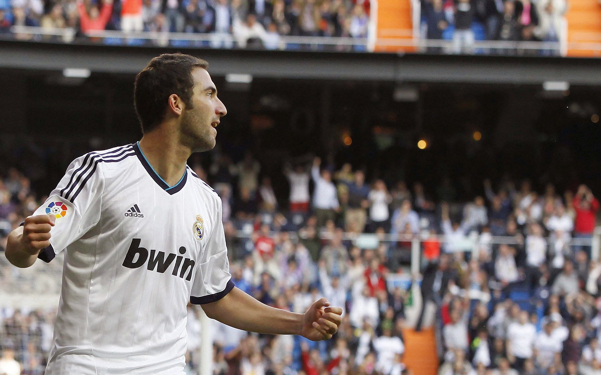 大比分获胜首场状态出色，德国队观众沸腾！，JackeyLove重返赛场再创辉煌时刻