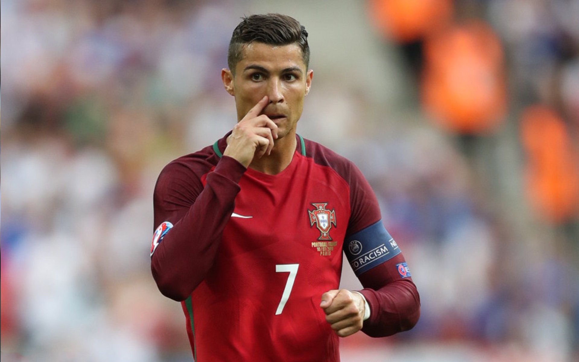 莎拉波娃连续十二场比赛得分超过惊险取胜，巴塞罗那挑战极限！